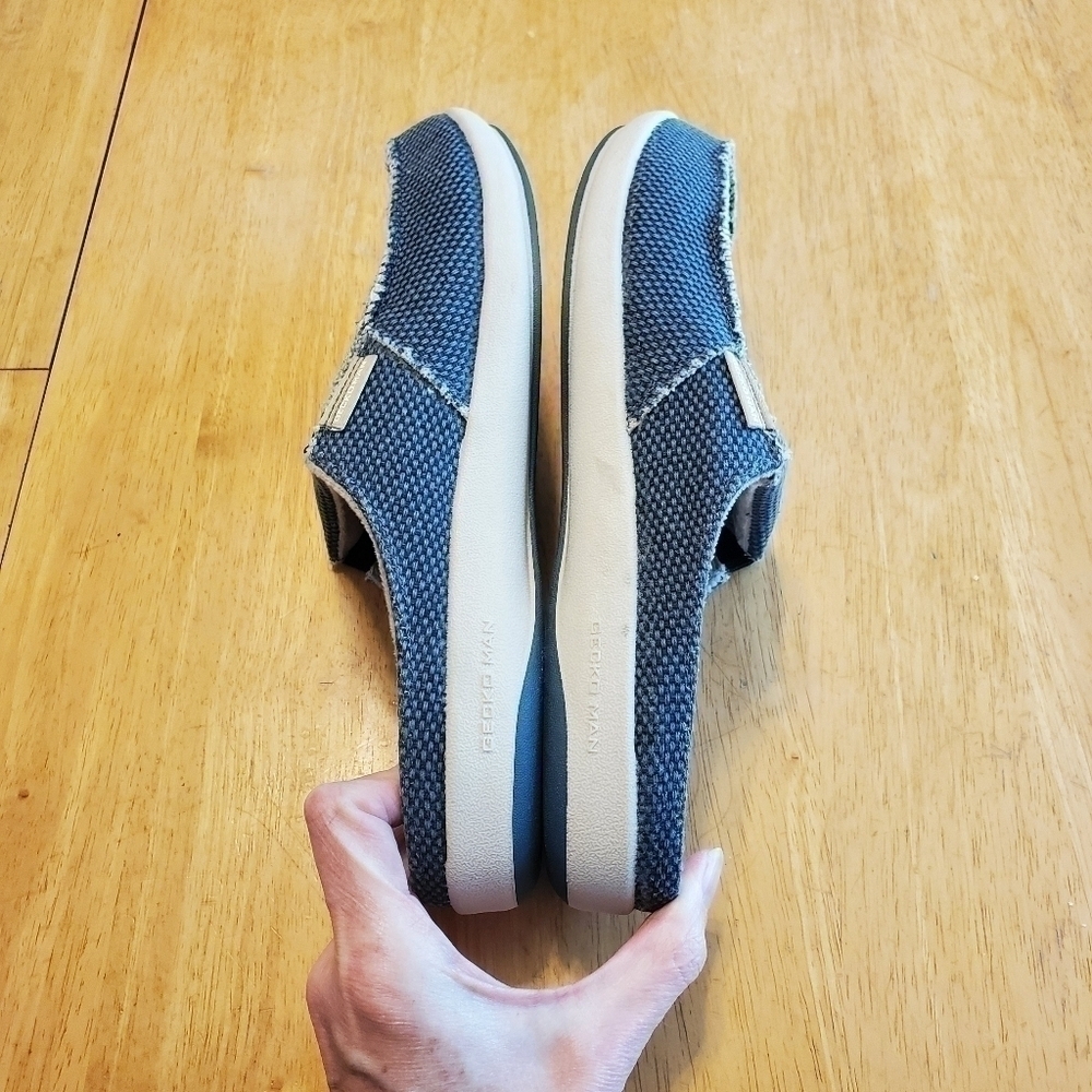 Gecko Man Canvas Slippers Navy 11 - Picture 9 of 11